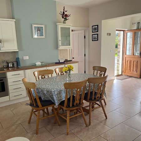 Crossmolina Cloonkee Cottage מראה חיצוני תמונה